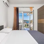 Lejlighed Beautiful In Barbat With House Sea View Barbat na Rabu