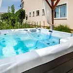 Apartment Beautiful In Barbat With House Sea View