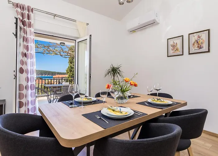 Apartman Awesome In Barbat With Wifi Banjol